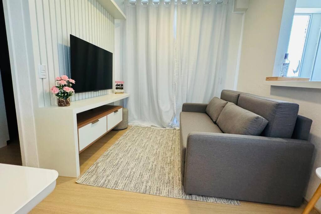 Apto Com Varanda E Vista Mar Em Clube Fortaleza (Ceara)