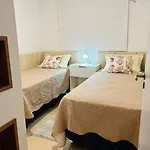 Apto Com Varanda E Vista Mar Em Clube *