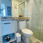 Apto Com Varanda E Vista Mar Em Clube