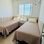 Apartamento Apto Com Varanda E Vista Mar Em Clube *