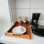 Apto Com Varanda E Vista Mar Em Clube Apartamento