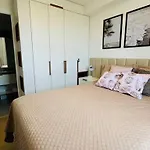 Apartamento Apto Com Varanda E Vista Mar Em Clube *
